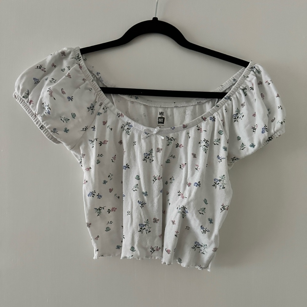 Off The Shoulder Floral Crop Top